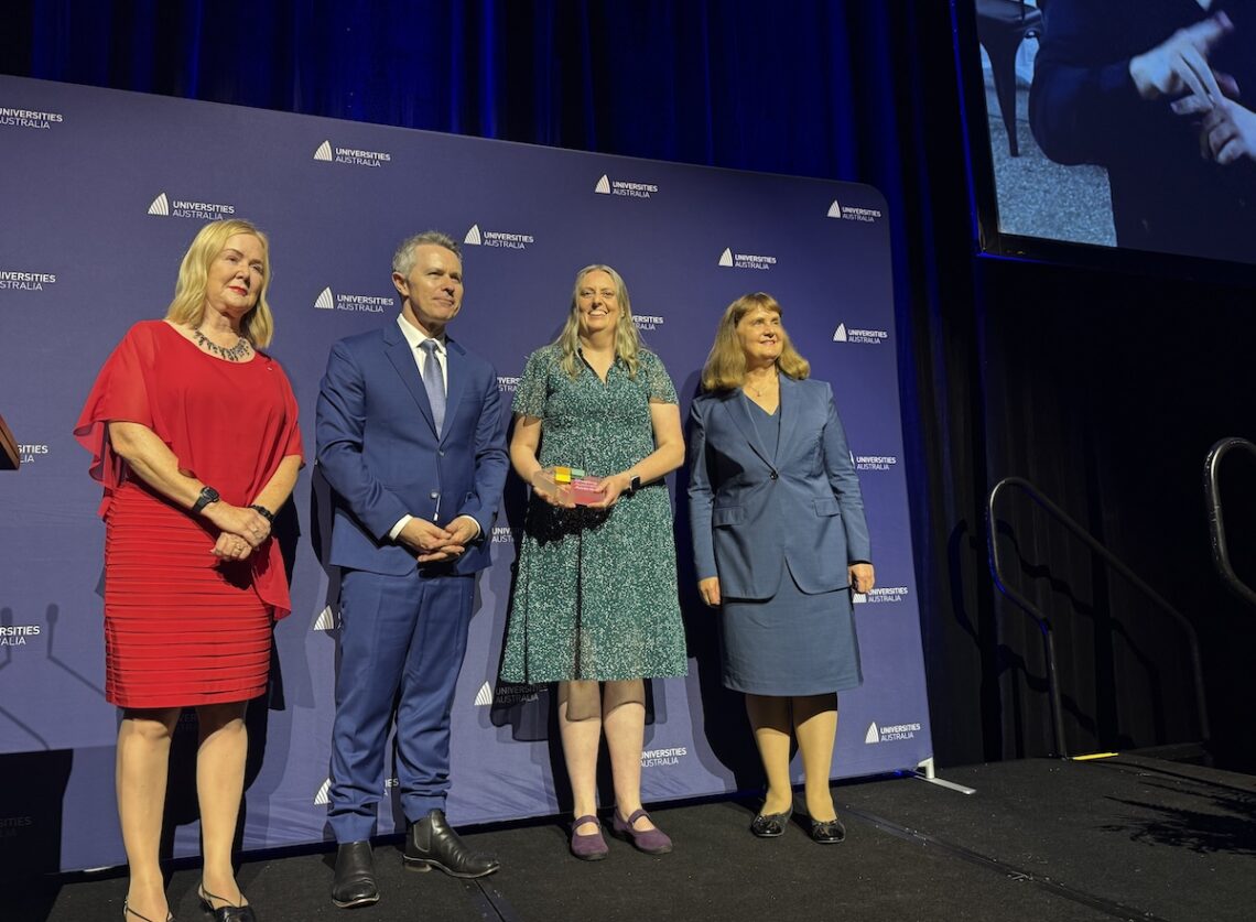 Shaping Australia Award for advancing Deaf and Deafblind communication ...