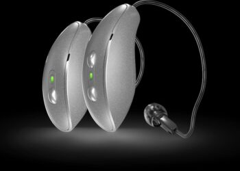 At the heart of the platform is DNN 360 directionality, the world’s first deep neural network‑powered directionality system that replaces traditional adaptive directionality. Image: Starkey.